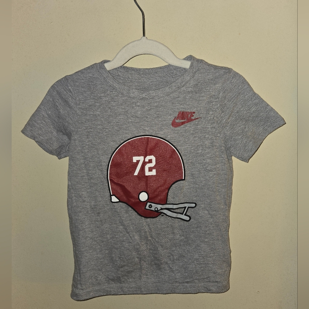 NWOT Nike Kids Gray Tee with Red Graphic Size 3T